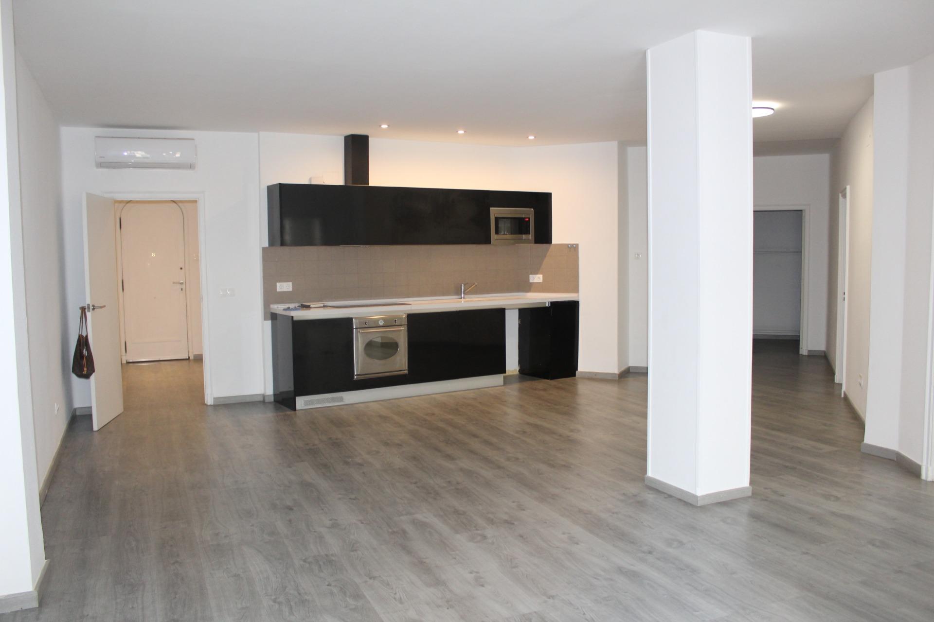 Piso Reformado en el Corazón de Conde Altea - Ideal para Inversores