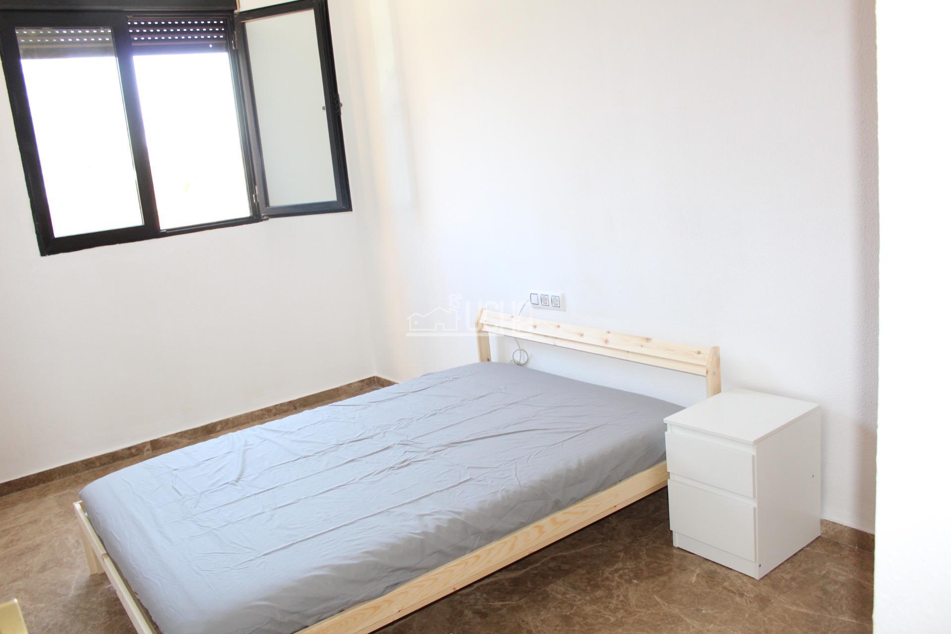 Amplio piso en venta y alquiler en Sant Pau, Valencia - ¡Listo para entrar a vivir! — 13