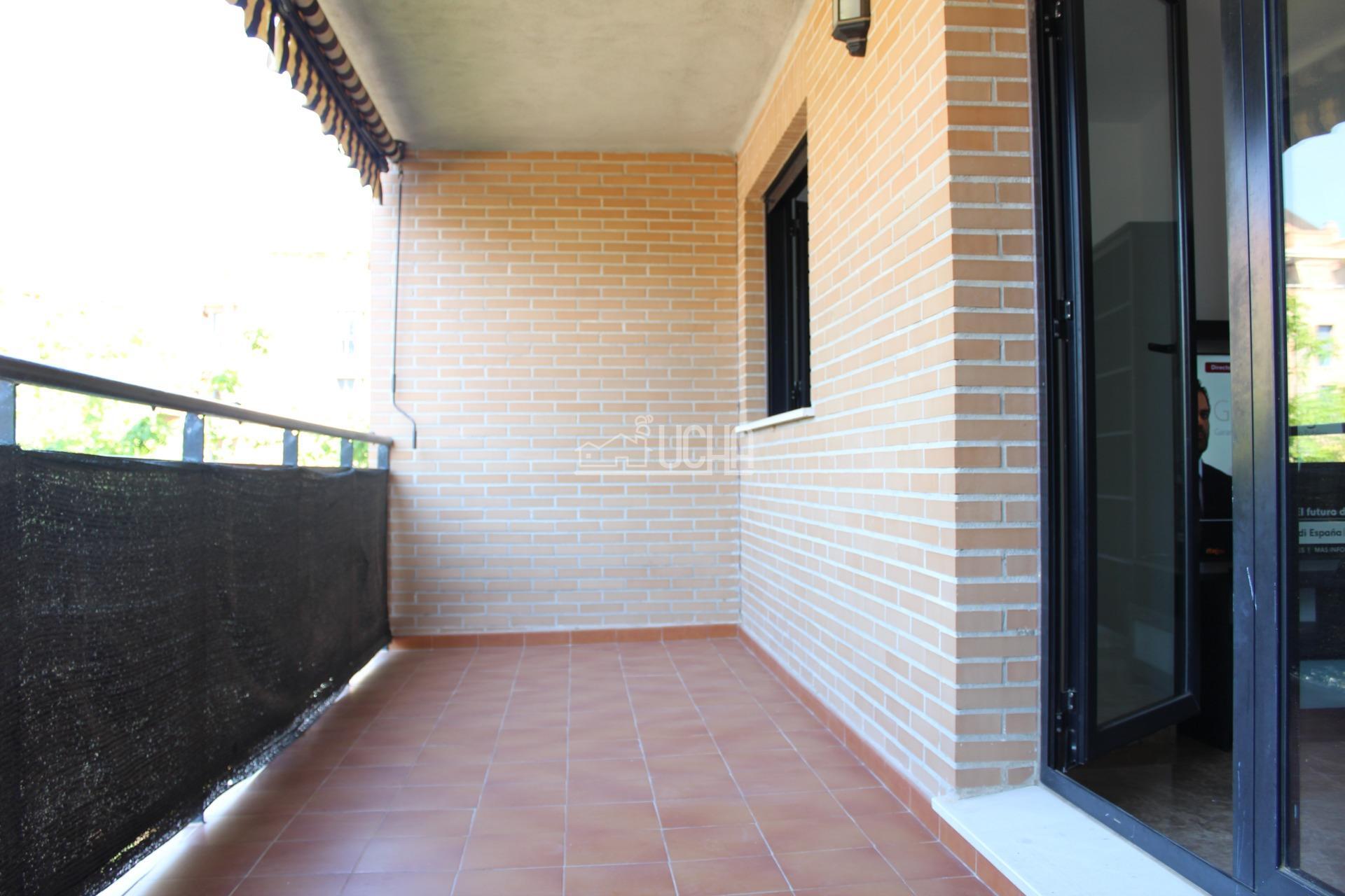 Amplio piso en venta y alquiler en Sant Pau, Valencia - ¡Listo para entrar a vivir! — 23