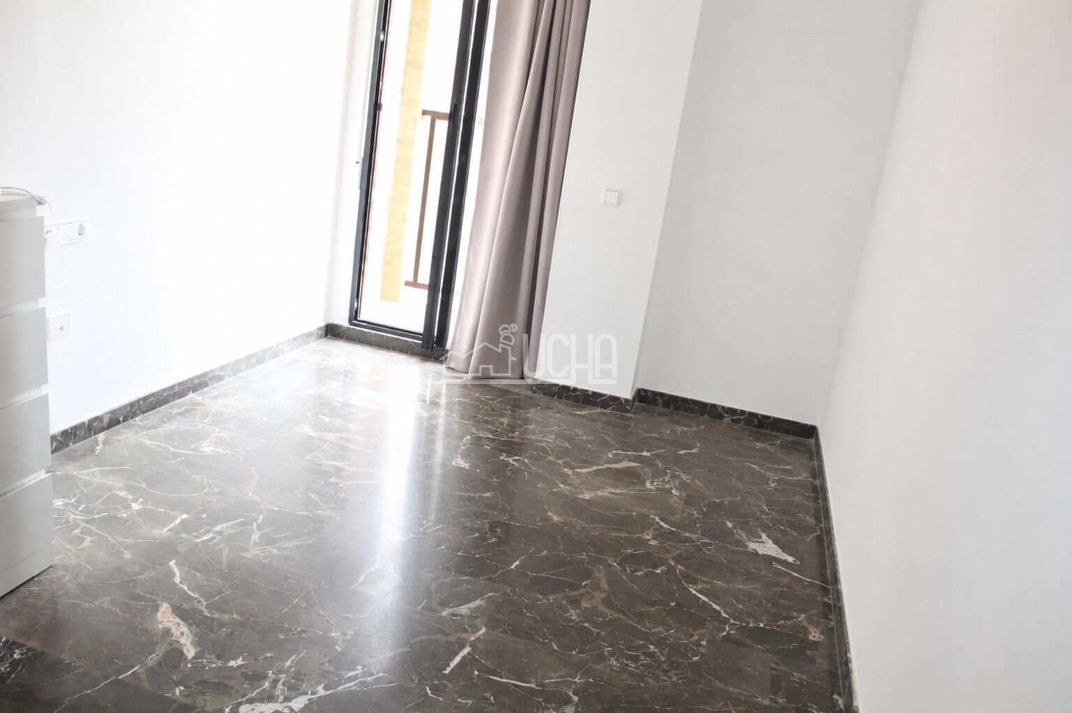 Piso en alquiler avenida de Francia — 8